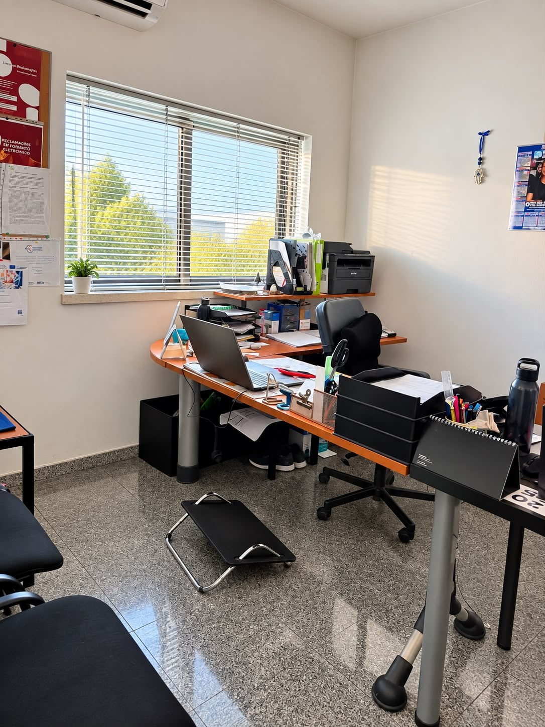 Oficina Automóvel em Pleno Funcionamento - Algarve