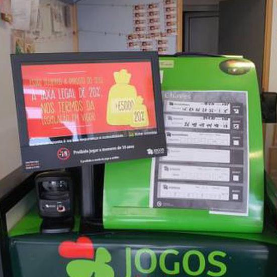 Snack-Bar com Jogos Santa Casa